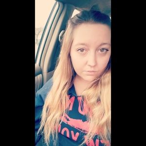 Meet your Posher, Catherine